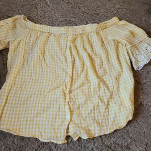 Old navy off the shoulder tee